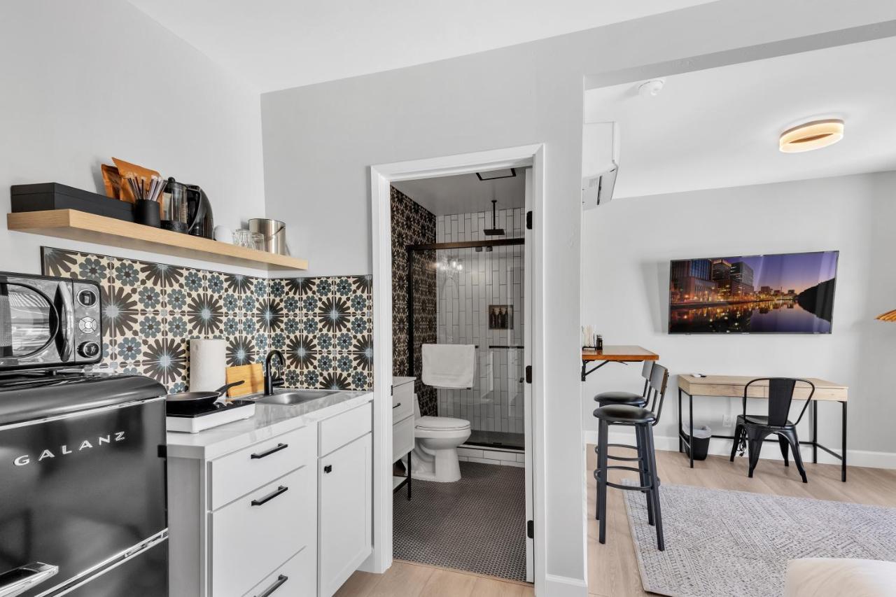 Single Bedroom - Queen Size. Heart Of Downtown Vista Exterior foto